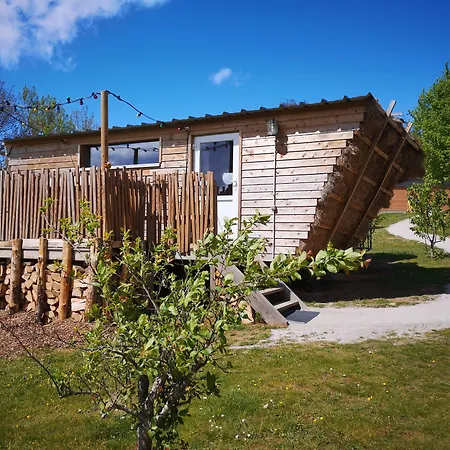 Les Insolites De Jsk Bed & Breakfast Saint-Leonard-des-Bois