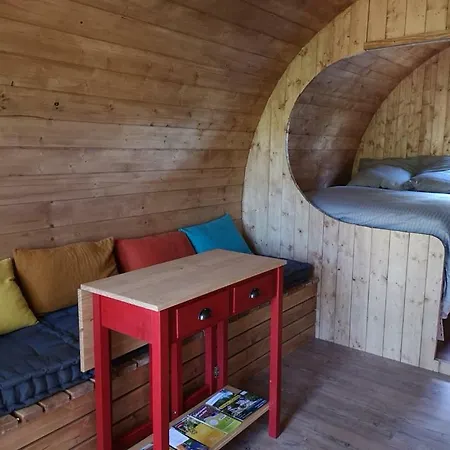 Les Insolites De Jsk Couette-café Saint-Léonard-des-Bois