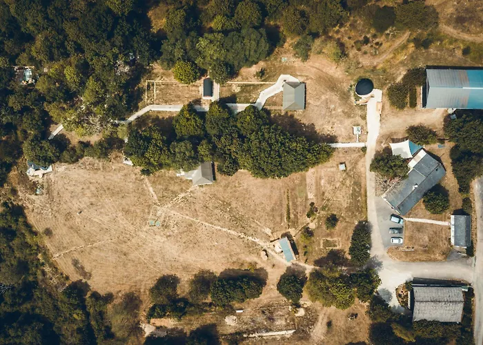 Bed and breakfast Les Insolites De Jsk *