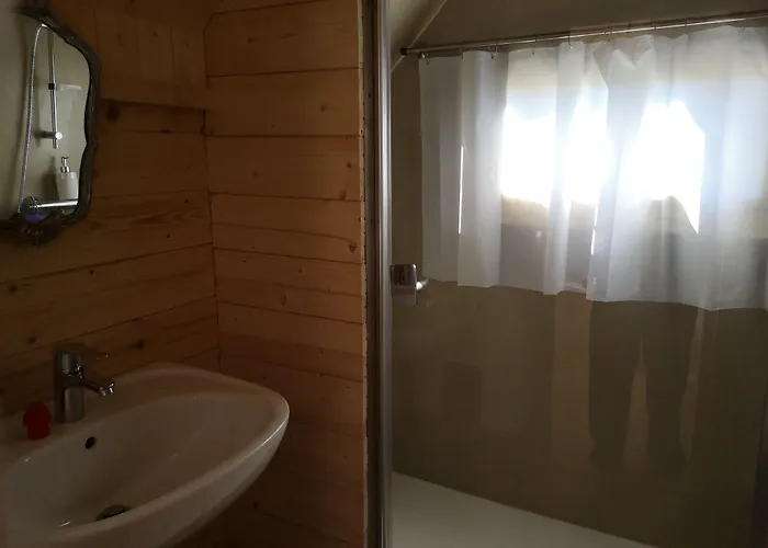 Bed and breakfast Les Insolites De Jsk Saint-Léonard-des-Bois